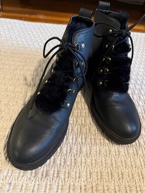 Lauren Ralph Lauren Black Lace-Up Fur-Trim Combat Boots